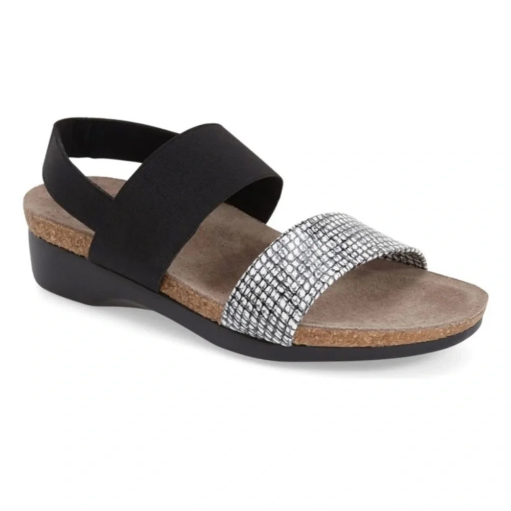 Munro Pisces Casual Comfort Sling Back Sandal Walk Wedge Two Strap Sandals 8.5